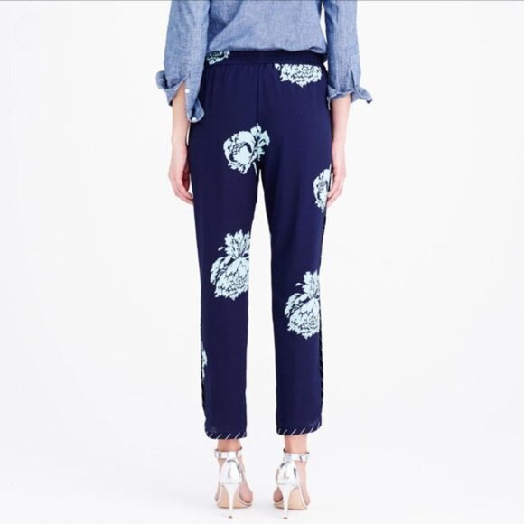 🌺J. Crew Reese Graphic Peony Easy on🌺 - Picture 2 of 14
